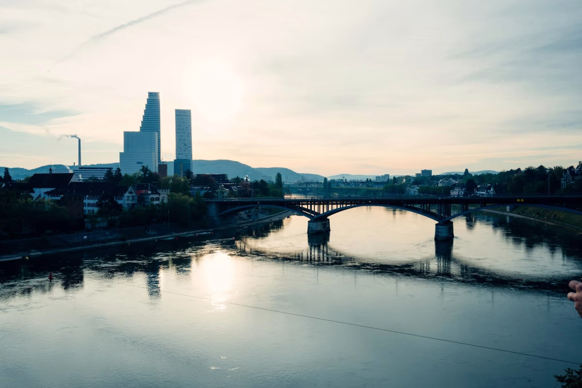 İsviçre'nin Altın Üçgeni Zürih & Bern & Cenevre Turu 19 Mayıs Özel Ajet Havayolları İle 3 Gece 4 Gün