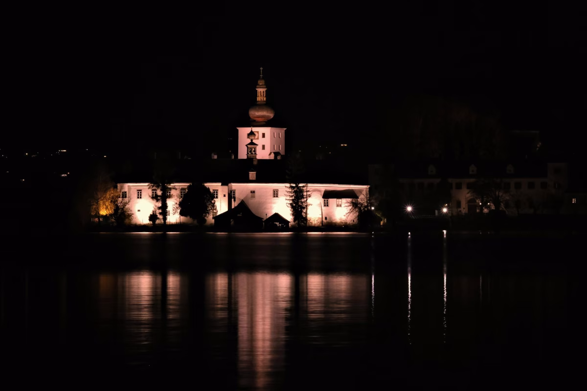 Otobüs ile Baştan Başa Avrupa Turu 13 Ülke 37 Şehir 16 Gün 14 Gece Konaklamalı